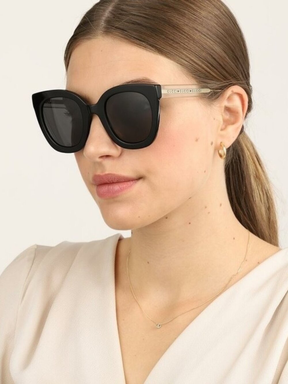 Gucci Women Sunglasses Black Crystal Grey Cat Eye GG0564SN 001 NEW AUTHENTIC - Picture 9 of 12